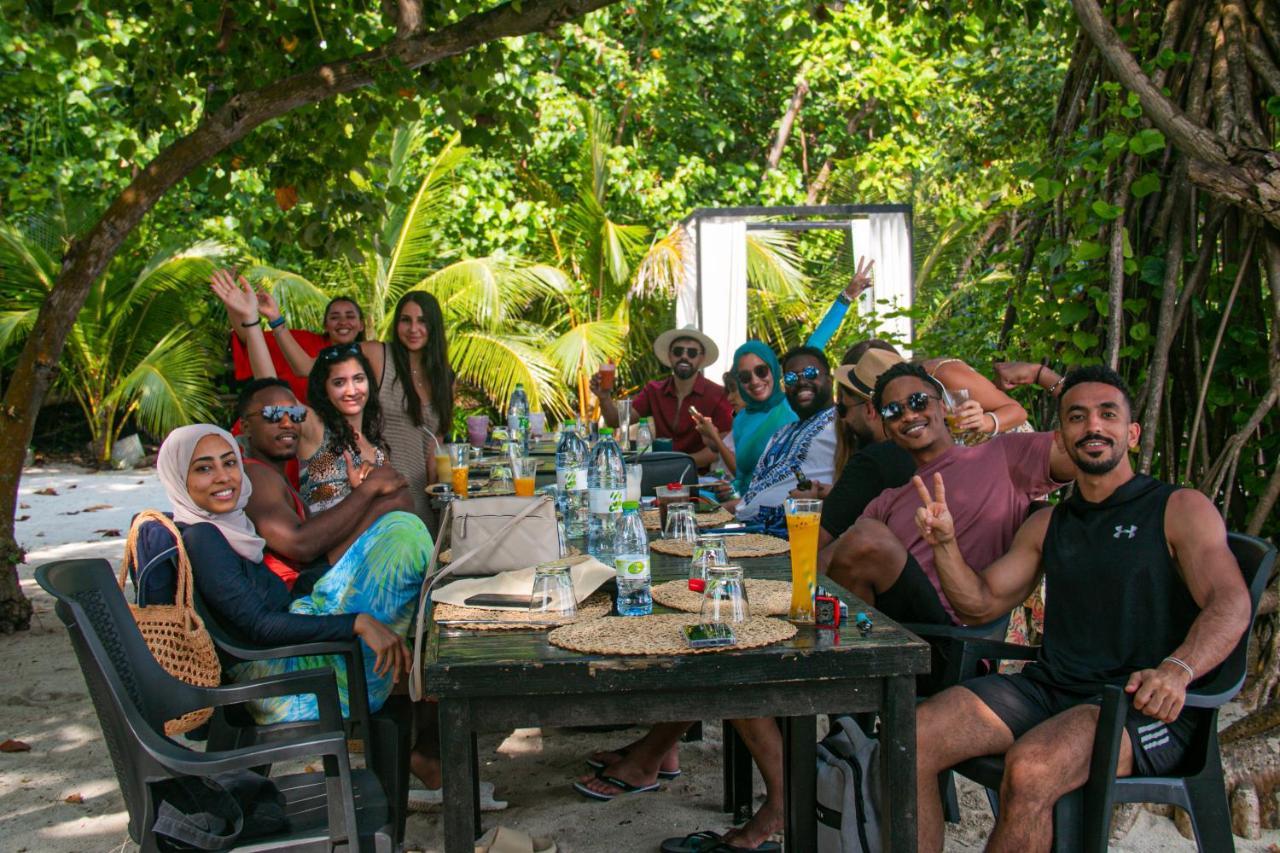 Tranquila Beach Hotel Rasdhoo ภายนอก รูปภาพ