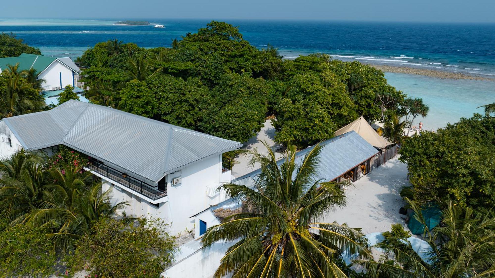 Tranquila Beach Hotel Rasdhoo ภายนอก รูปภาพ