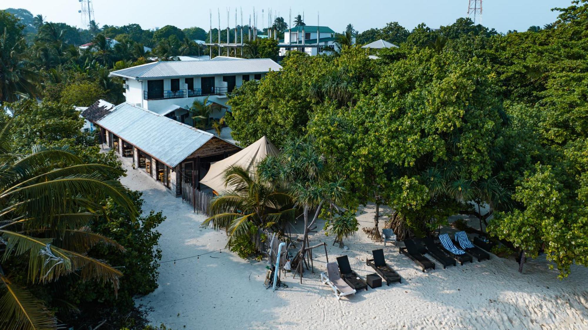 Tranquila Beach Hotel Rasdhoo ภายนอก รูปภาพ