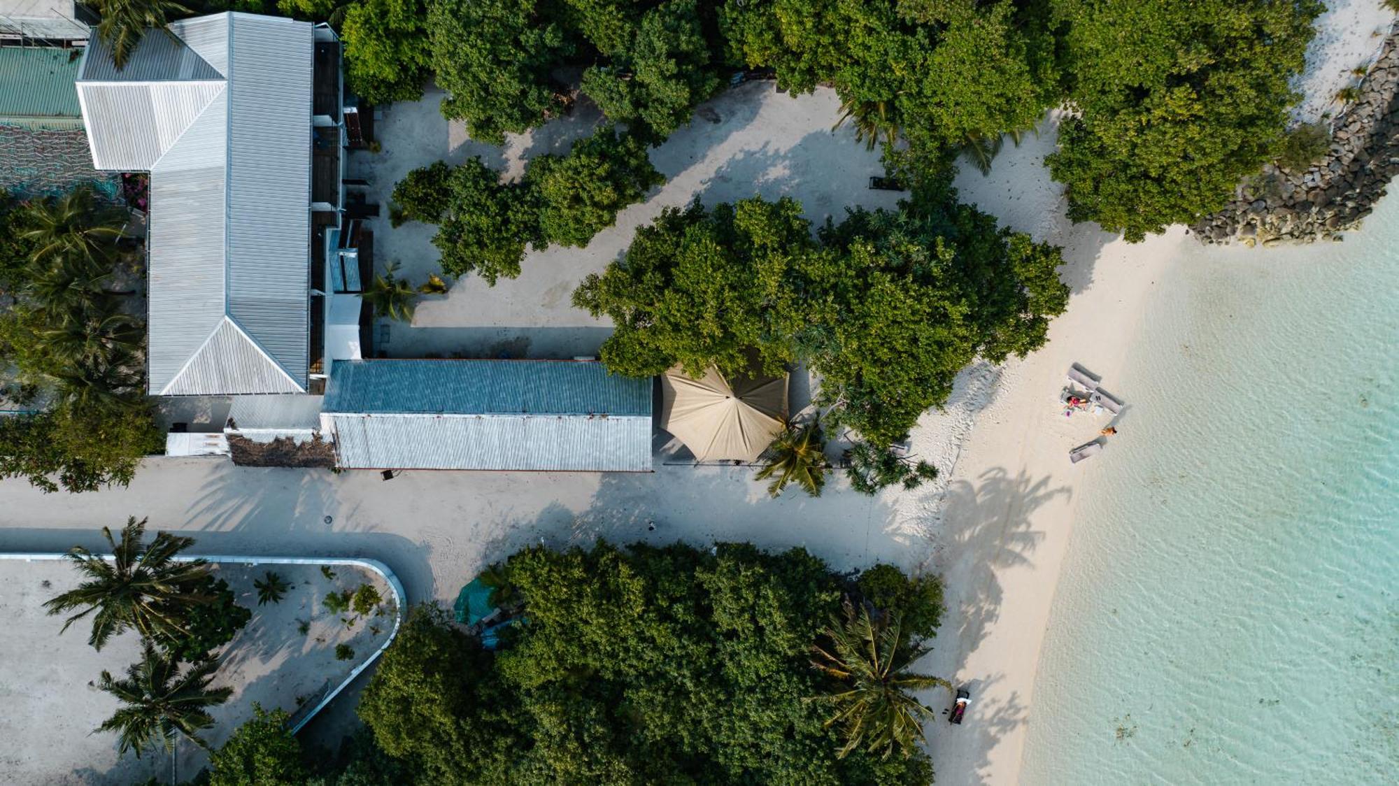 Tranquila Beach Hotel Rasdhoo ภายนอก รูปภาพ