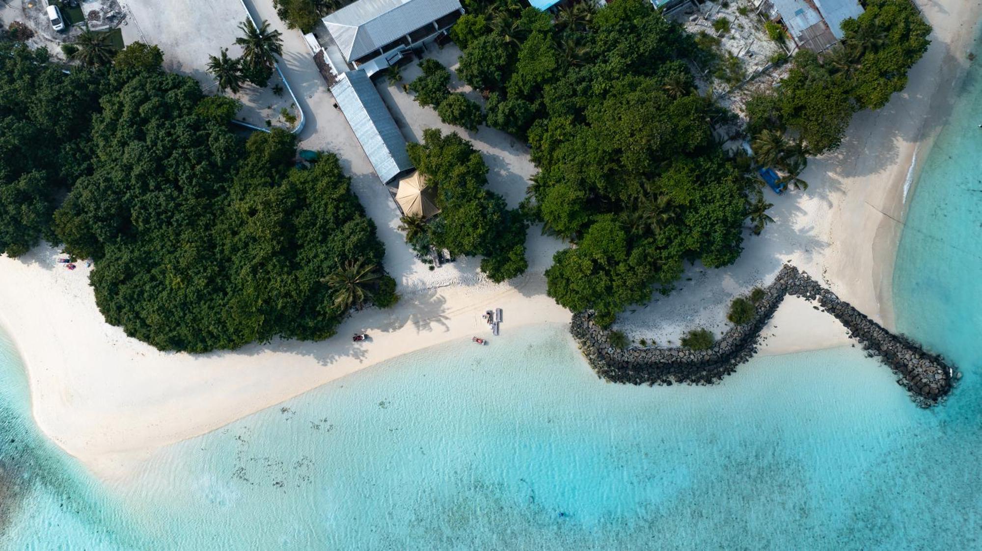 Tranquila Beach Hotel Rasdhoo ภายนอก รูปภาพ