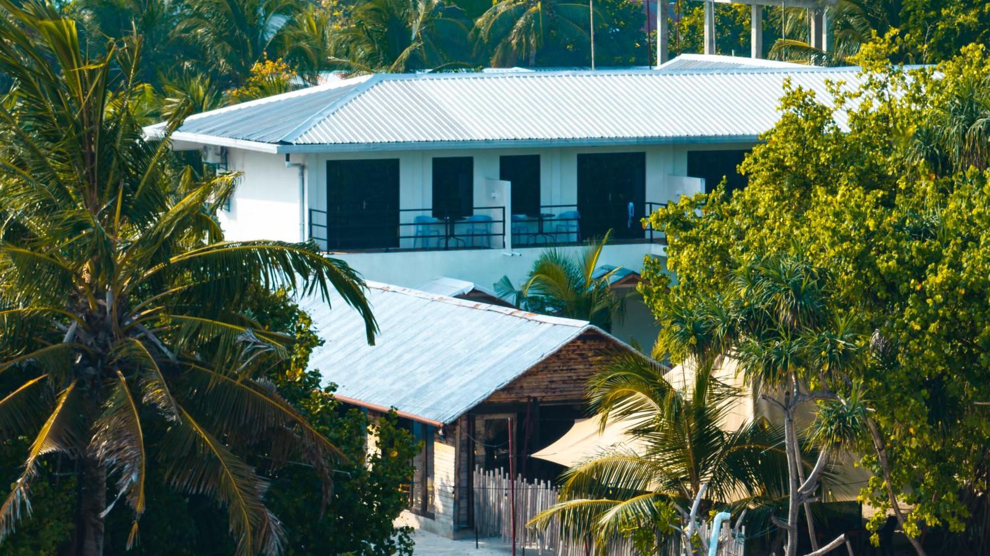 Tranquila Beach Hotel Rasdhoo ภายนอก รูปภาพ